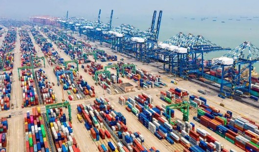 中國第一外貿大省何以“圈粉”全球？｜全國兩會(huì )·廣東經(jīng)濟立體聲