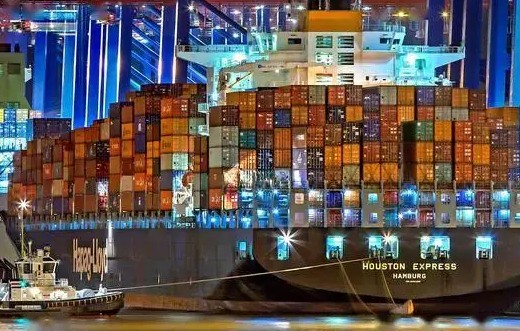 電話(huà)被客戶(hù)打爆 外貿企業(yè)開(kāi)啟“搶運潮”